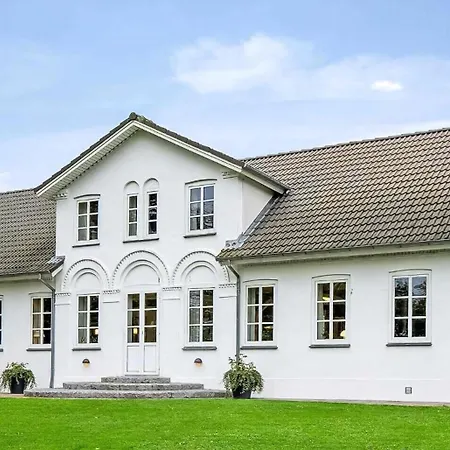 Βίλα Spacious House With For Relaxation And Play Brenderup